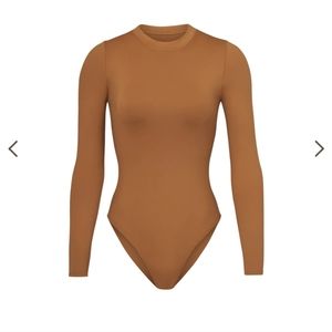 Skims 2 piece swim set-new without tags